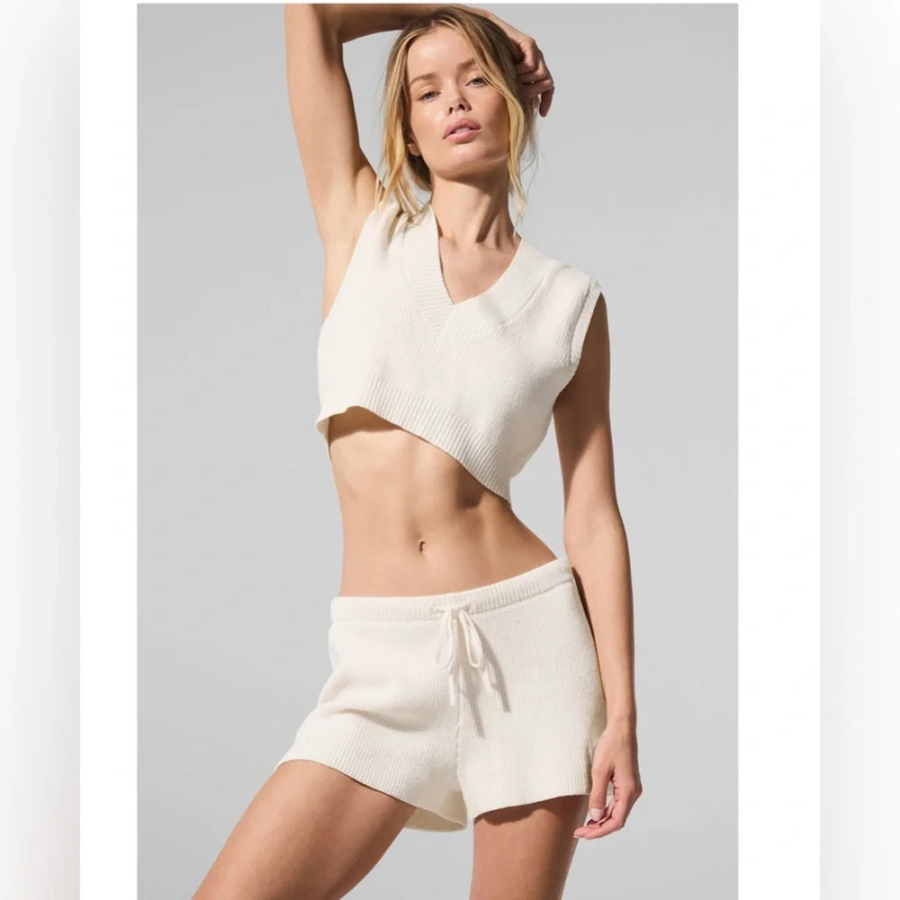 ALO YOGA Women’s Supernatural Sweater Tank – Ivory Size M – New with tags - Picture 8 of 9